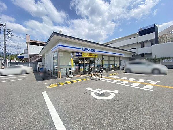 ローソン太秦開日町店 630m