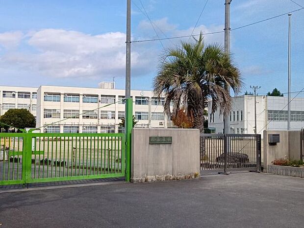 向日市立第5向陽小学校 900m