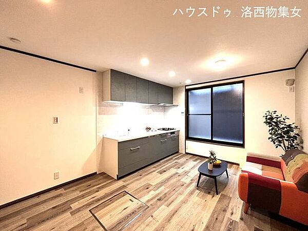 リビング/ダイニングを拡大表示