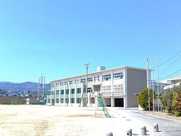 向日市立第三向陽小学校 400m