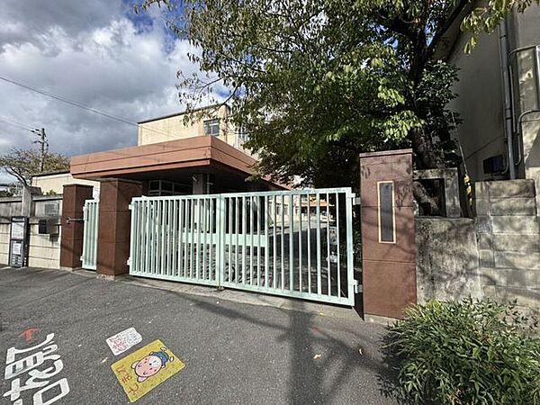 朱雀第六小学校 1230m