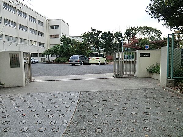 横浜市立港南台第一中学校450ｍ