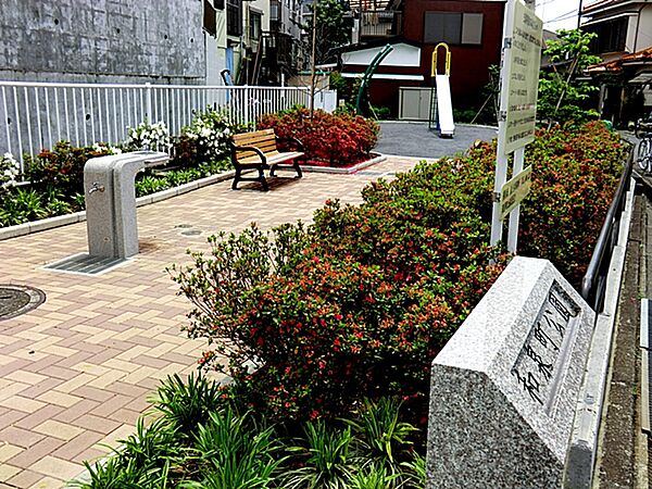 和泉町公園190ｍ