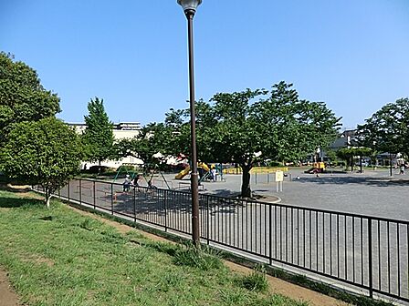 旭台中央公園220m
