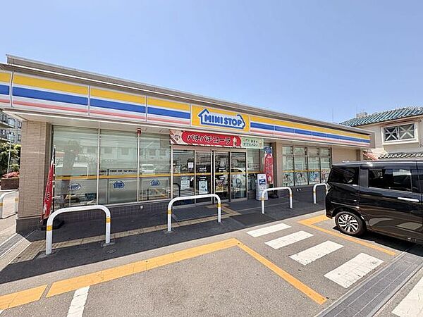 ミニストップ加納8丁目店 350m