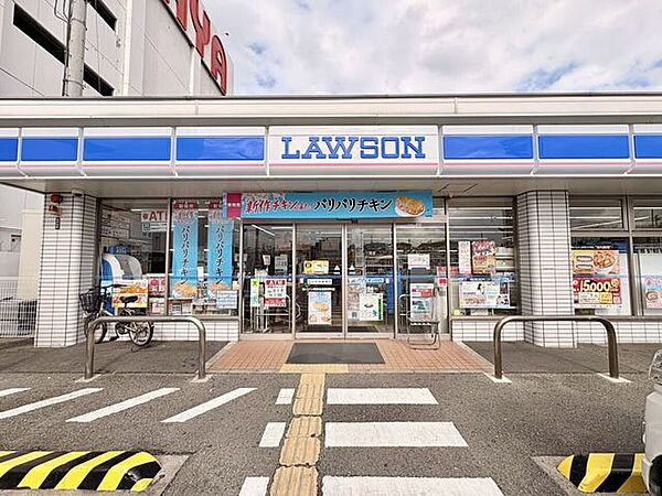 ローソン堺百舌鳥陵南町店 900m