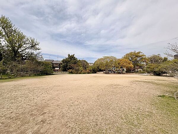 本町第2公園 460m