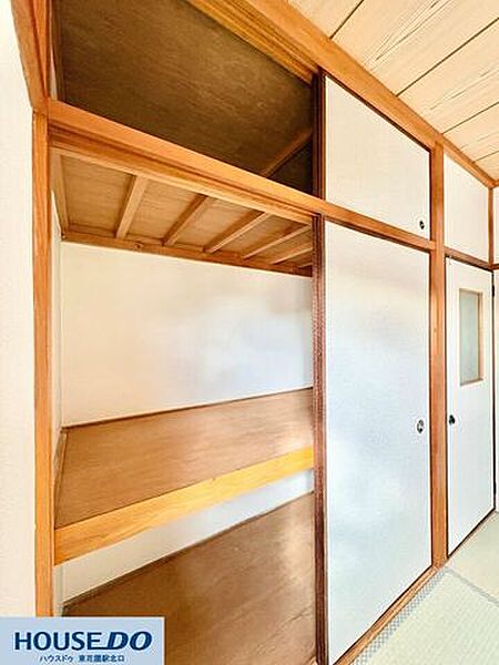 収納もしっかりと完備！奥までしっかりと入る、ゆとりを生む構造！