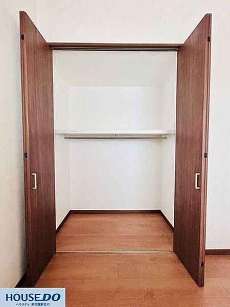 他の部屋同様に収納も完備！使い勝手の良い空間です！