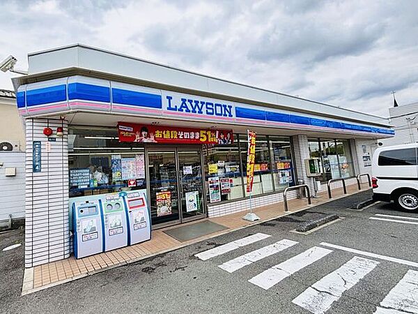 ローソン八尾高安駅前店 1160m