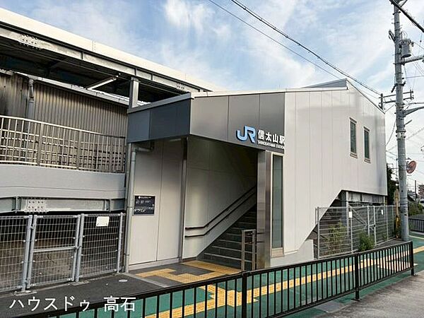 信太山駅天王寺方面 1370m