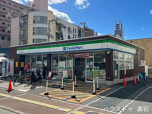 ファミリーマート 高石駅前店 880m