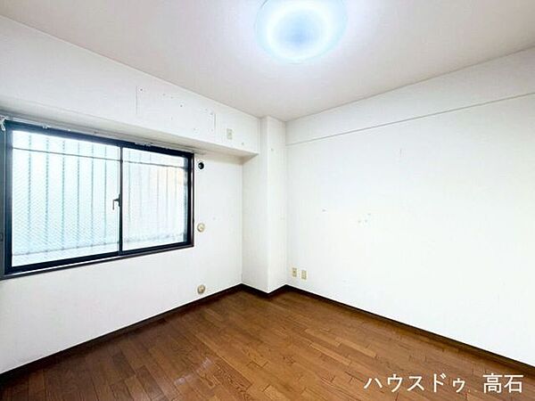 洋室5.4畳