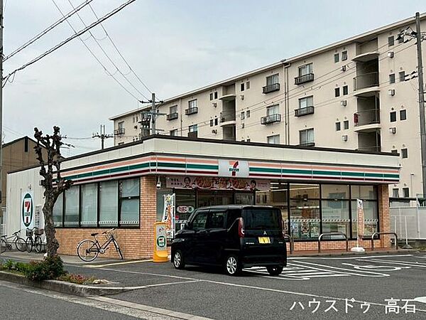 セブン-イレブン 泉大津東助松町店 370m