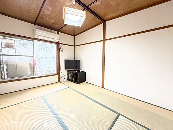 2階和室手入れの行き届いた、清潔感あふれる和みの空間。