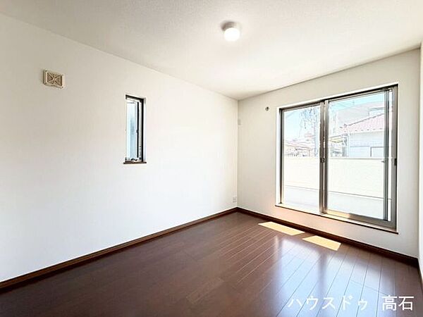 6畳洋室【陽当り良好な6帖洋室】主寝室に最適！毎日を快適に過ごせるお部屋です。