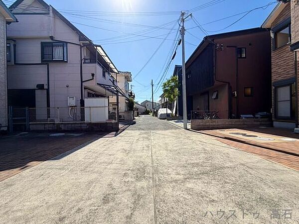 道幅が広く運転ラクラク！