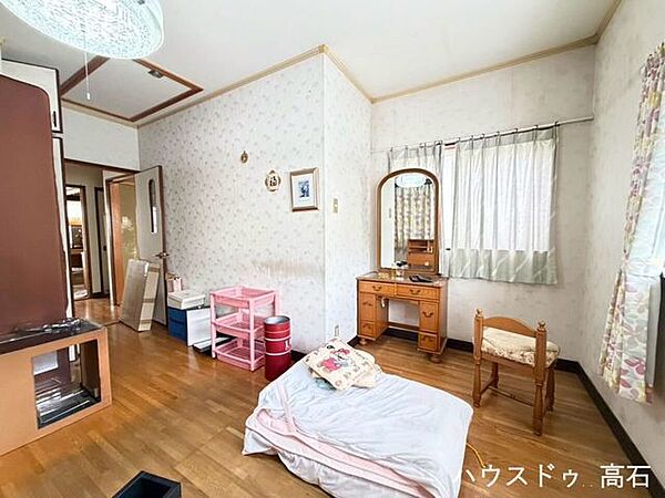 洋室を拡大表示