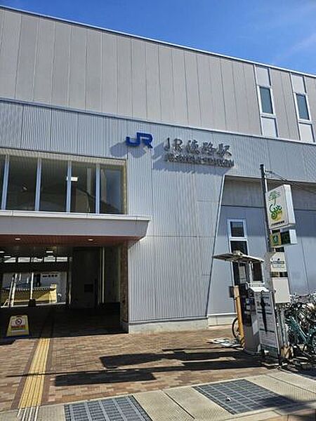 JR淡路駅 1070m