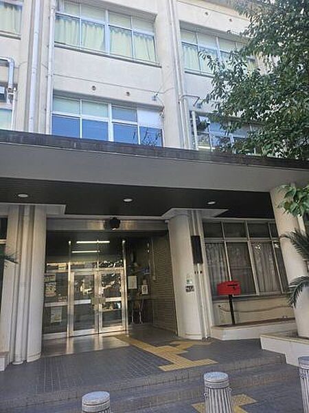 菅原小学校 410m