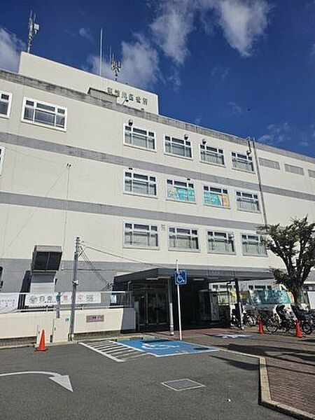 東淀川区役所 440m