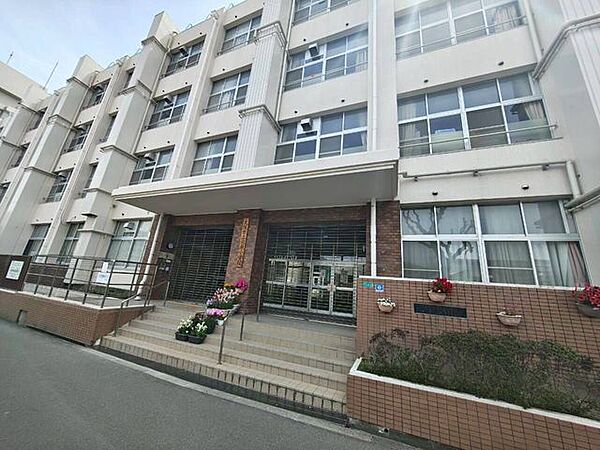 宮原小学校 640m