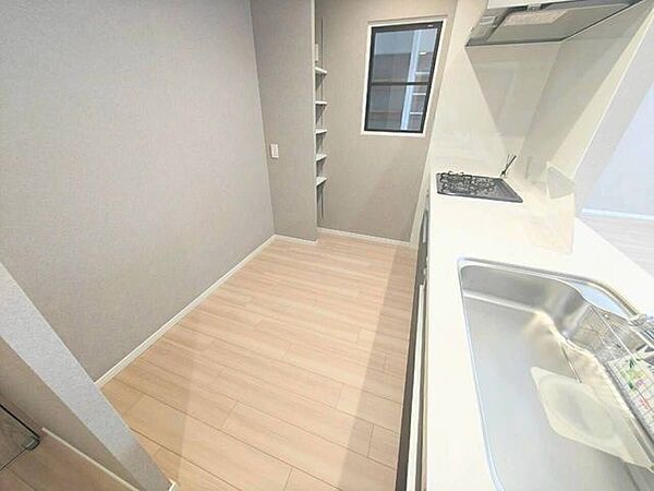 キッチンを拡大表示