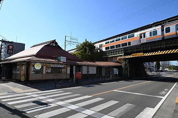 日野駅 210m