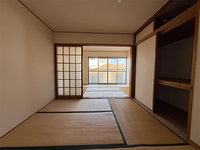 寝室