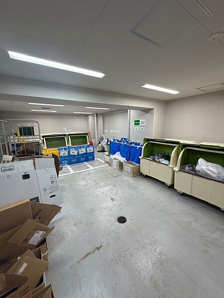 ゴミ置き場