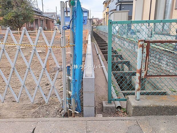 前面道路含む現地
