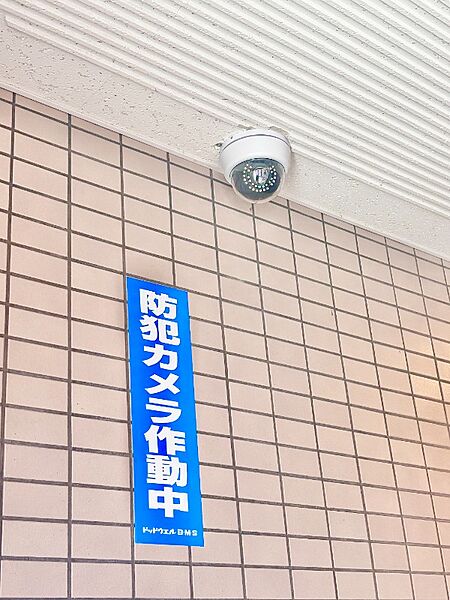 監視カメラ