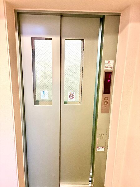 エレベーター