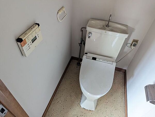 トイレを拡大表示