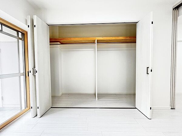 【クローゼット】
