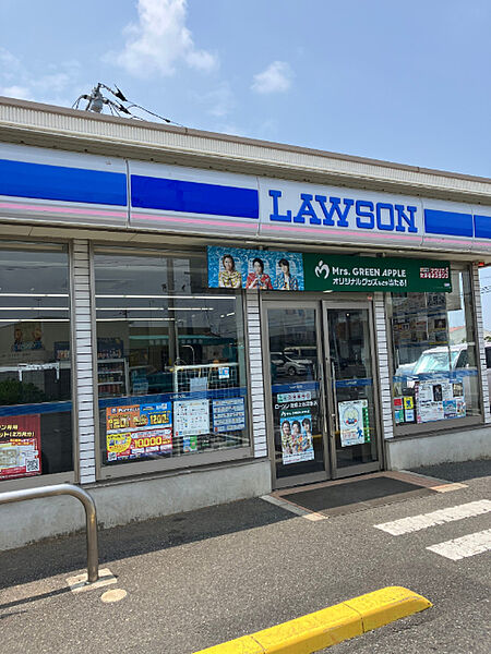 コンビニ「ローソン佐倉上志津原店まで238m」