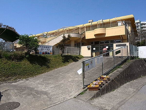 幼稚園、保育園「村上北保育園まで445m」