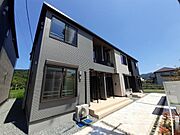 山口駅よりバス13分 徒歩10分 1階 築1年10ヶ月の賃貸物件