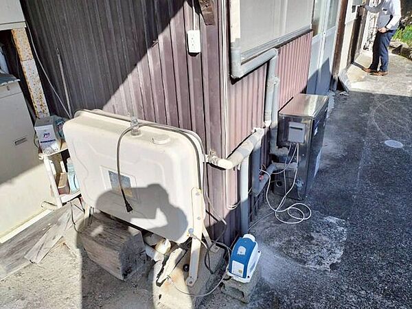 発電・温水設備