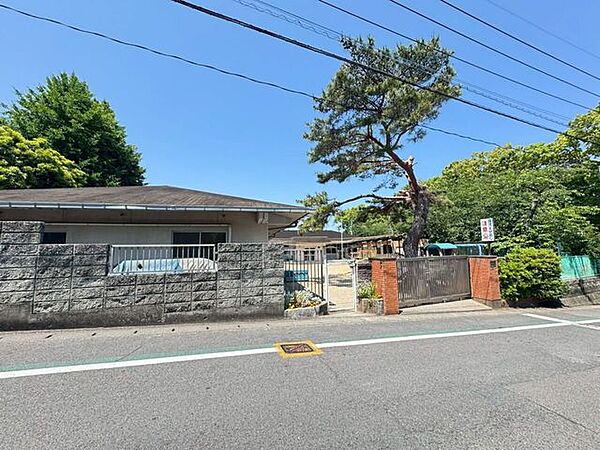 青山保育所 990m