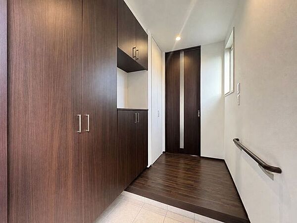 ※本画像は実際の室内写真をもとに、空室時のイメージをCG加工により再現したものです。実際の室内とは一部異なる場合がございます。