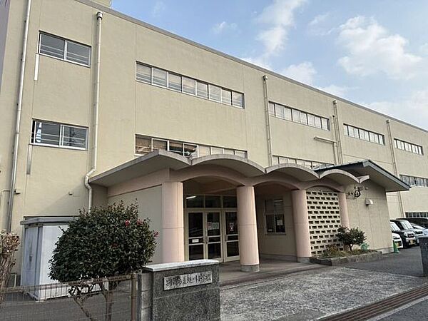 境川小学校 1000m
