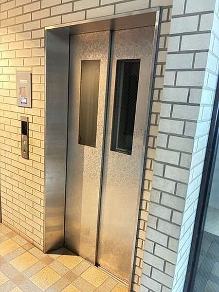 エレベータ