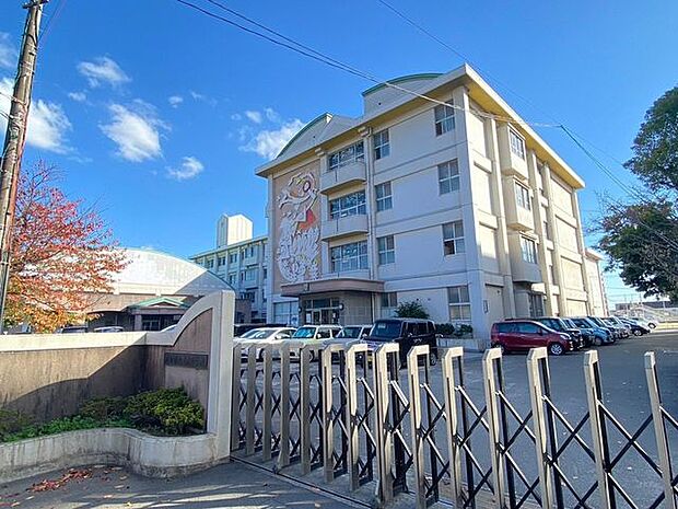 大分市立豊府小学校 450m