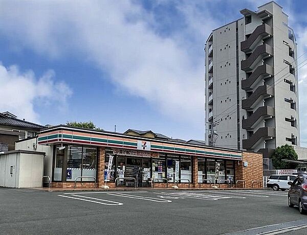 セブンイレブン 熊本合志店 380m