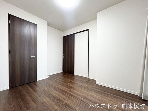 ■6帖洋室■心からリラックスできる静けさ、上質な眠りで、毎日をリセットします。明日への活力を養う空間です。