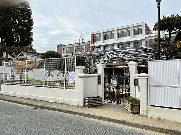 坪井幼稚園 460m