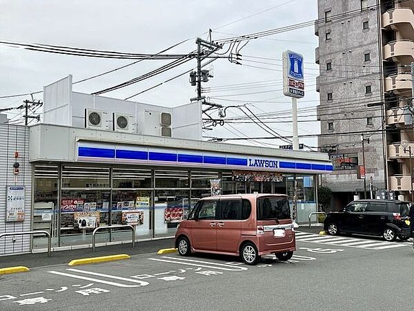 ローソン 熊本京町二丁目店 280m