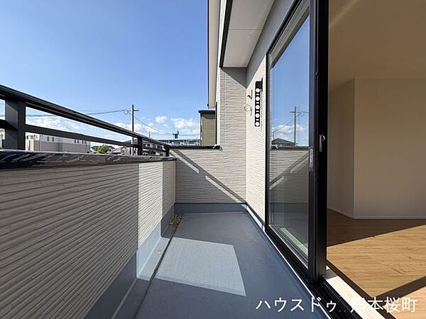 バルコニーを拡大表示