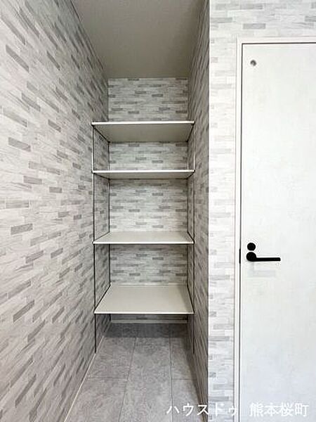■暮らしを整える魔法の場所■必要なものを必要な場所に。家全体で考えられた収納計画が、ゆとりある生活を実現します。